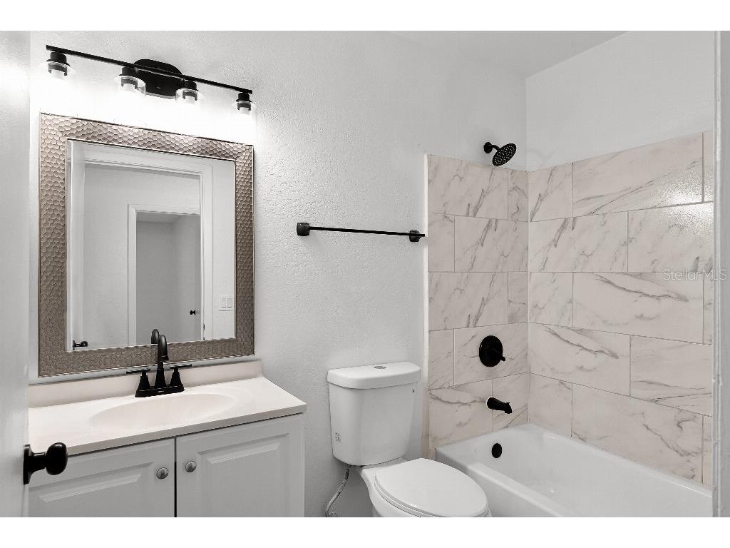 2722 Graduate Court Orlando FL 32826 TB8485660 image10
