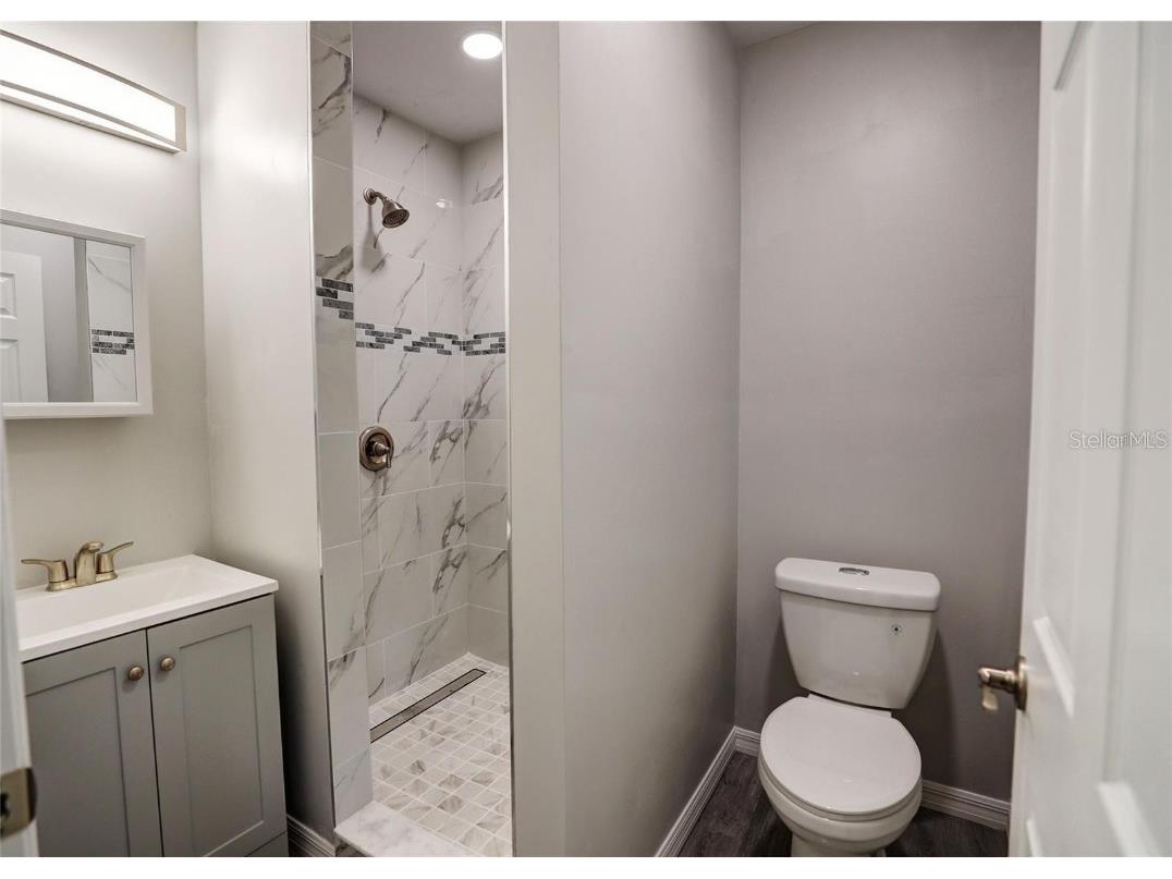 2722 Nancy Street Sarasota FL 34237 A4671710 image12