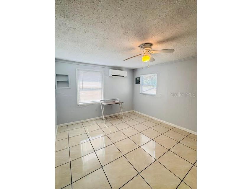 2722 S Sunrise Court #C Orlando FL 32806 O6412301 image8