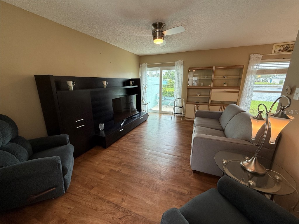 2722 Sherbrooke Lane #D Palm Harbor FL 34684 TB8404316 image6