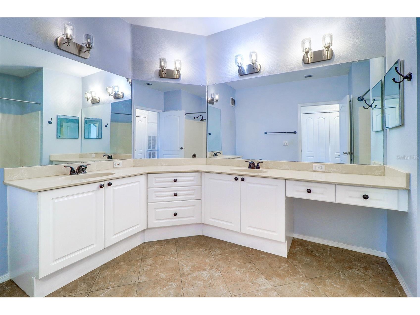 2722 Via Tivoli #422B Clearwater FL 33764 - OLD TAMPA BAY TB8487902 image18