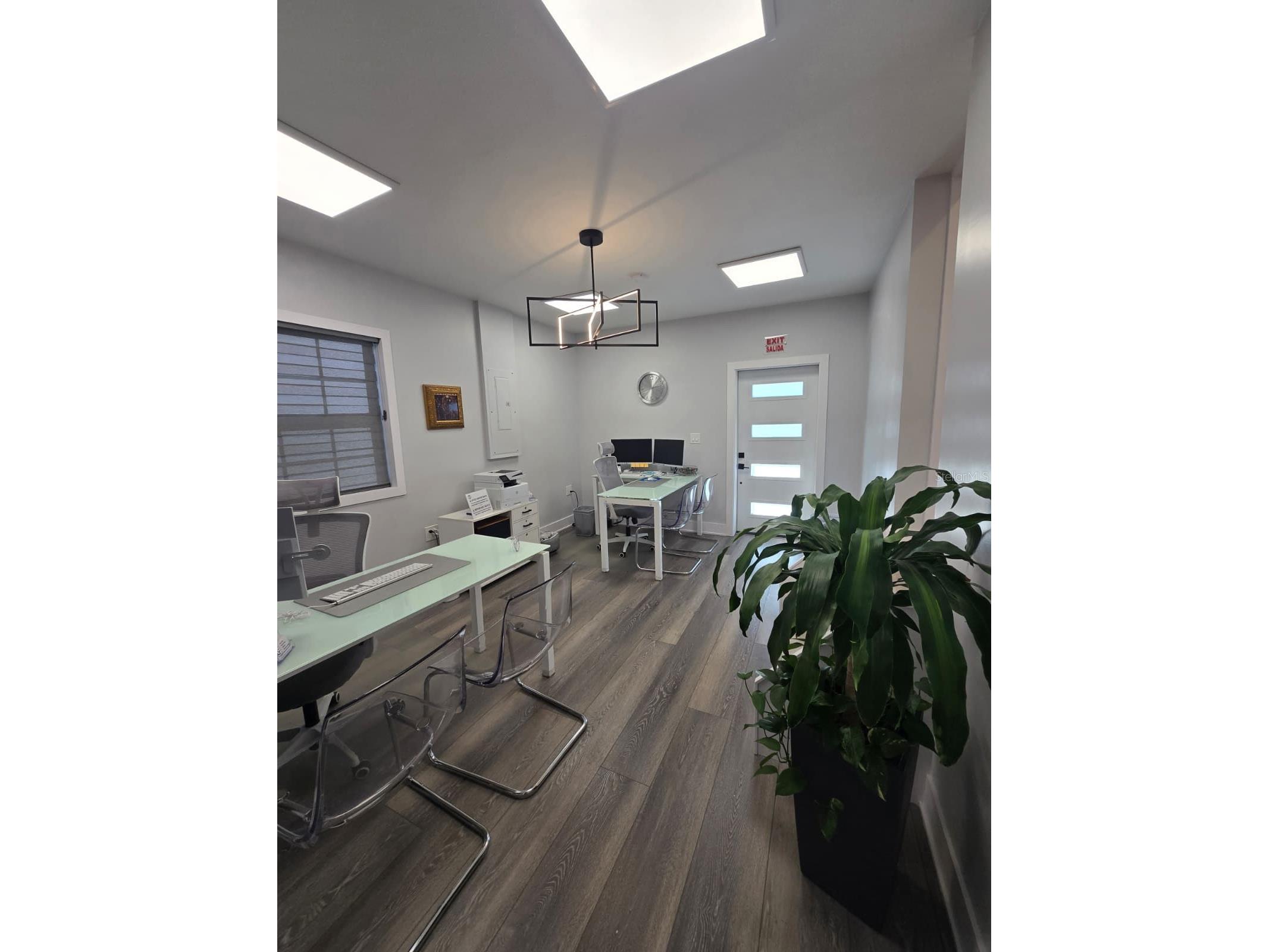 2722 W Tampa Bay Boulevard Tampa FL 33607 TB8473766 image3