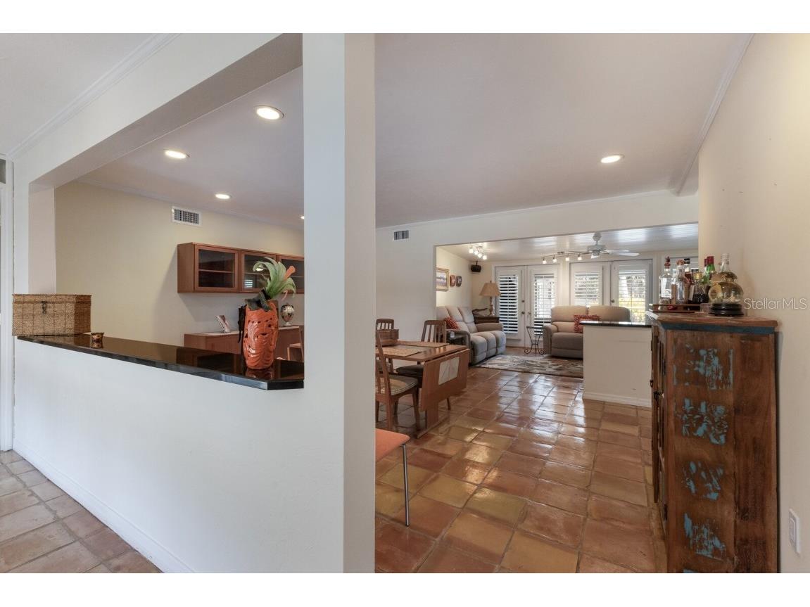 2723 59th Street Sarasota FL 34243 A4672455 image12