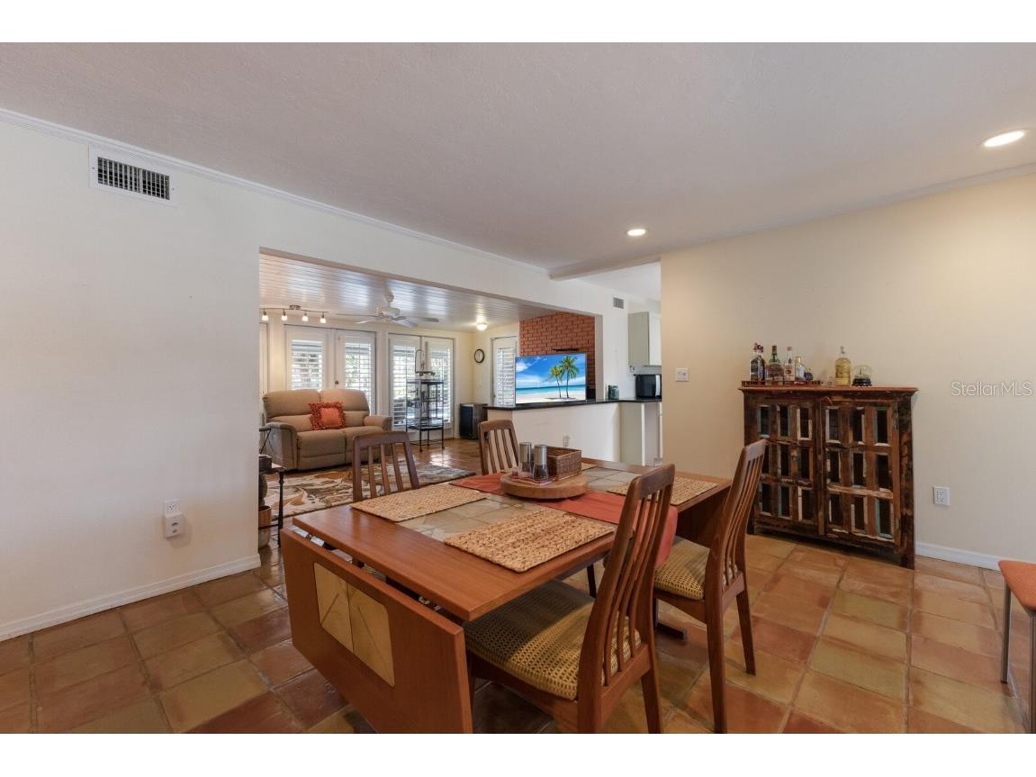 2723 59th Street Sarasota FL 34243 A4672455 image15