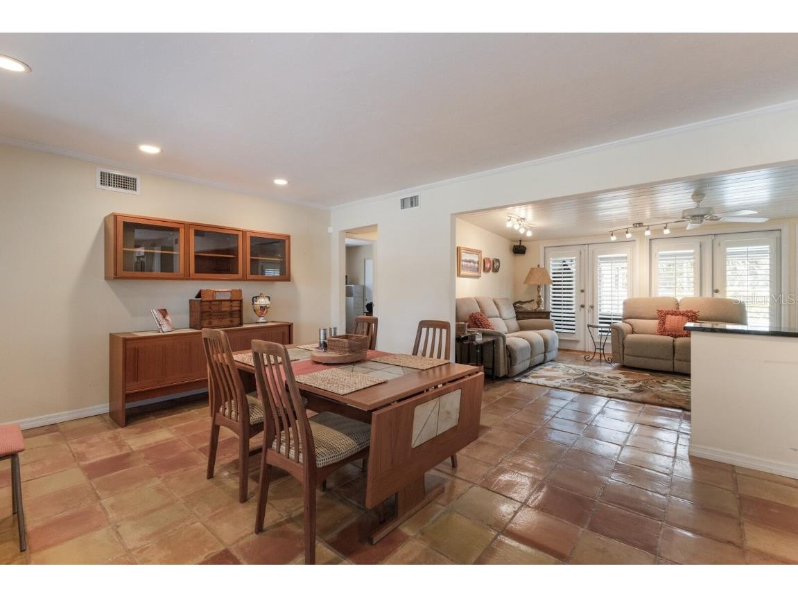 2723 59th Street Sarasota FL 34243 A4672455 image16