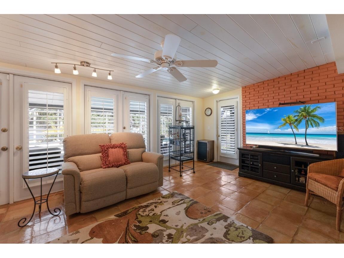 2723 59th Street Sarasota FL 34243 A4672455 image20