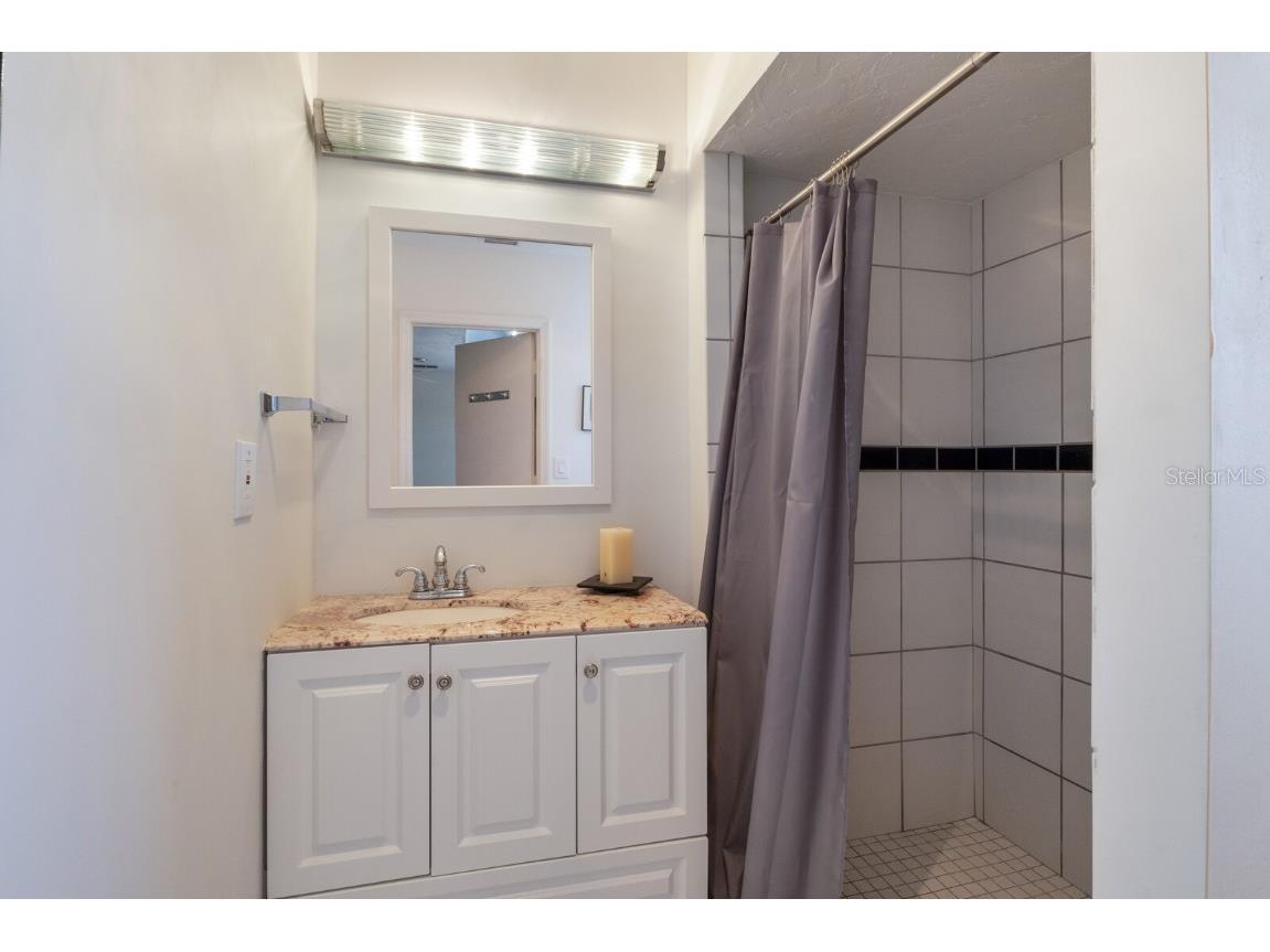 2723 59th Street Sarasota FL 34243 A4672455 image44