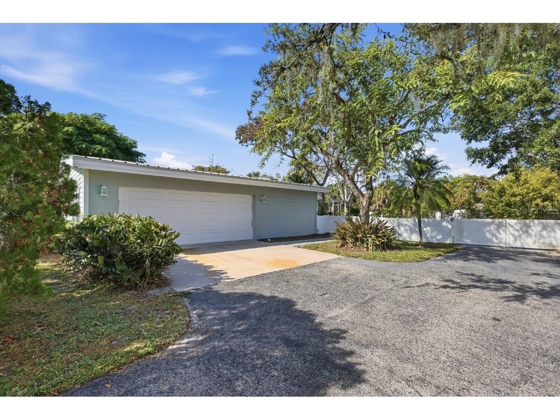 2723 59th Street Sarasota FL 34243 A4672455 image46