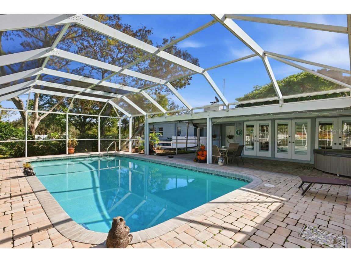 2723 59th Street Sarasota FL 34243 A4672455 image47