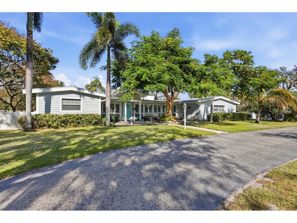 2723 59th Street Sarasota FL 34243 A4672455 image5