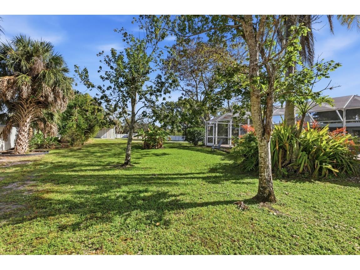 2723 59th Street Sarasota FL 34243 A4672455 image55