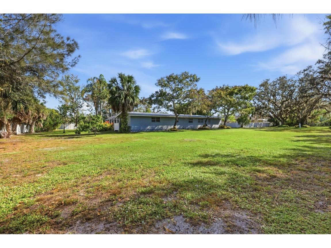 2723 59th Street Sarasota FL 34243 A4672455 image65