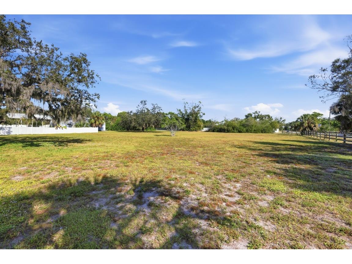 2723 59th Street Sarasota FL 34243 A4672455 image66