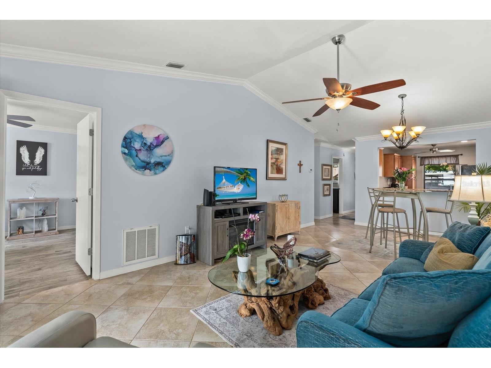 2723 60th Avenue Drive W #2723 Bradenton FL 34207 A4692766 image3