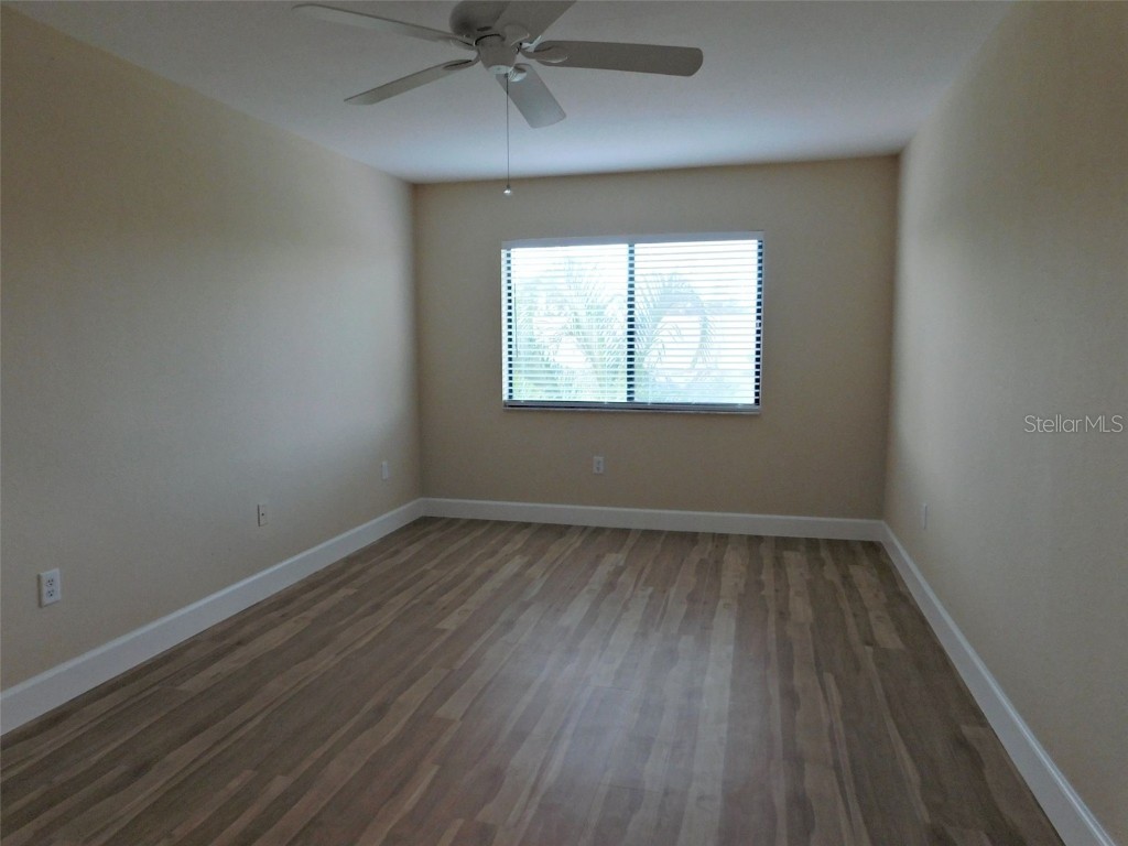 2723 72nd St Ct W #2011 Bradenton FL 34209 A4669594 image8