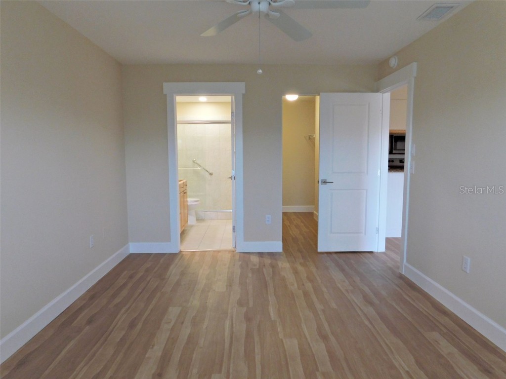 2723 72nd St Ct W #2011 Bradenton FL 34209 A4669594 image9