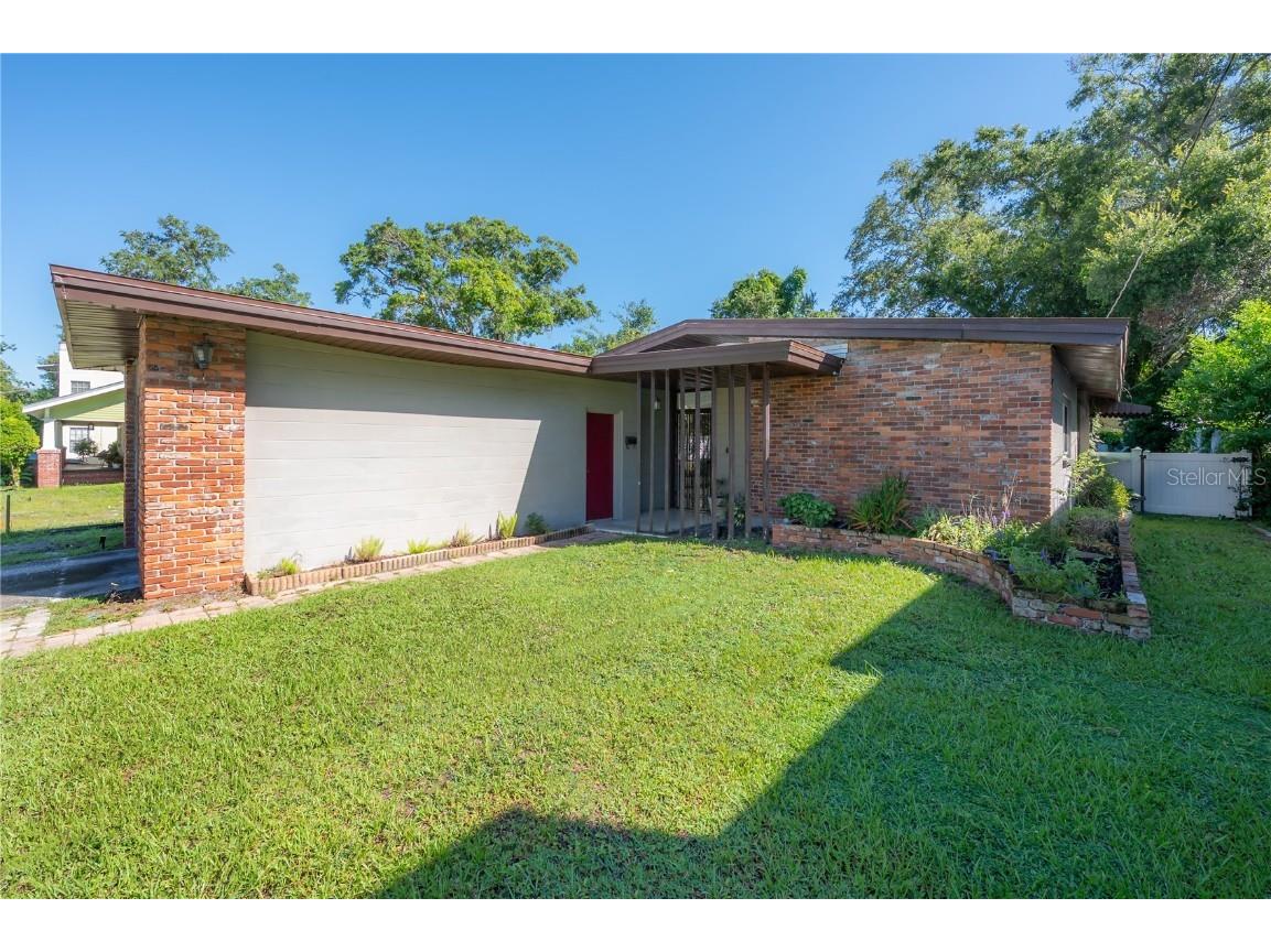 2723 N Ridgewood Avenue Tampa FL 33602 TB8411186 image1