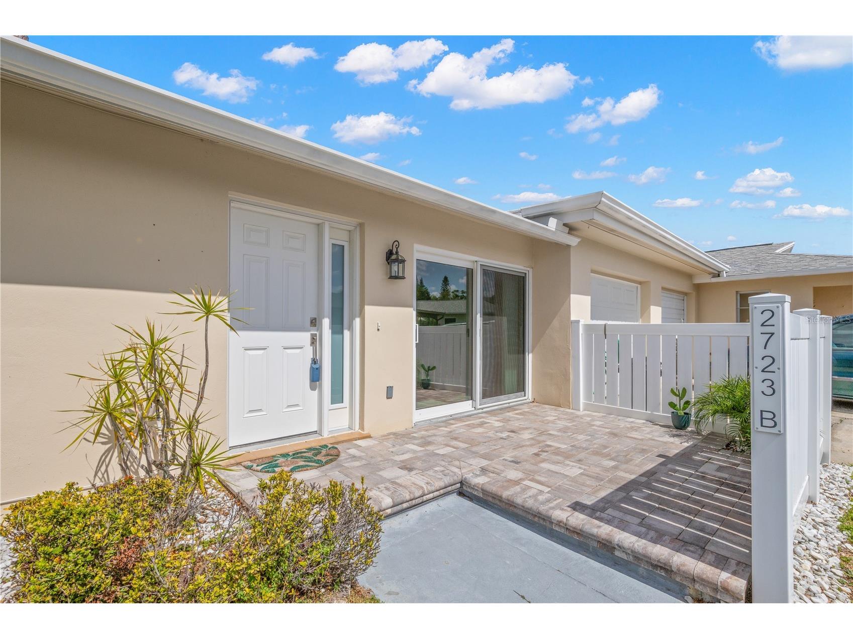 2723 Sherbrooke Lane #B Palm Harbor FL 34684 TB8493373 image1