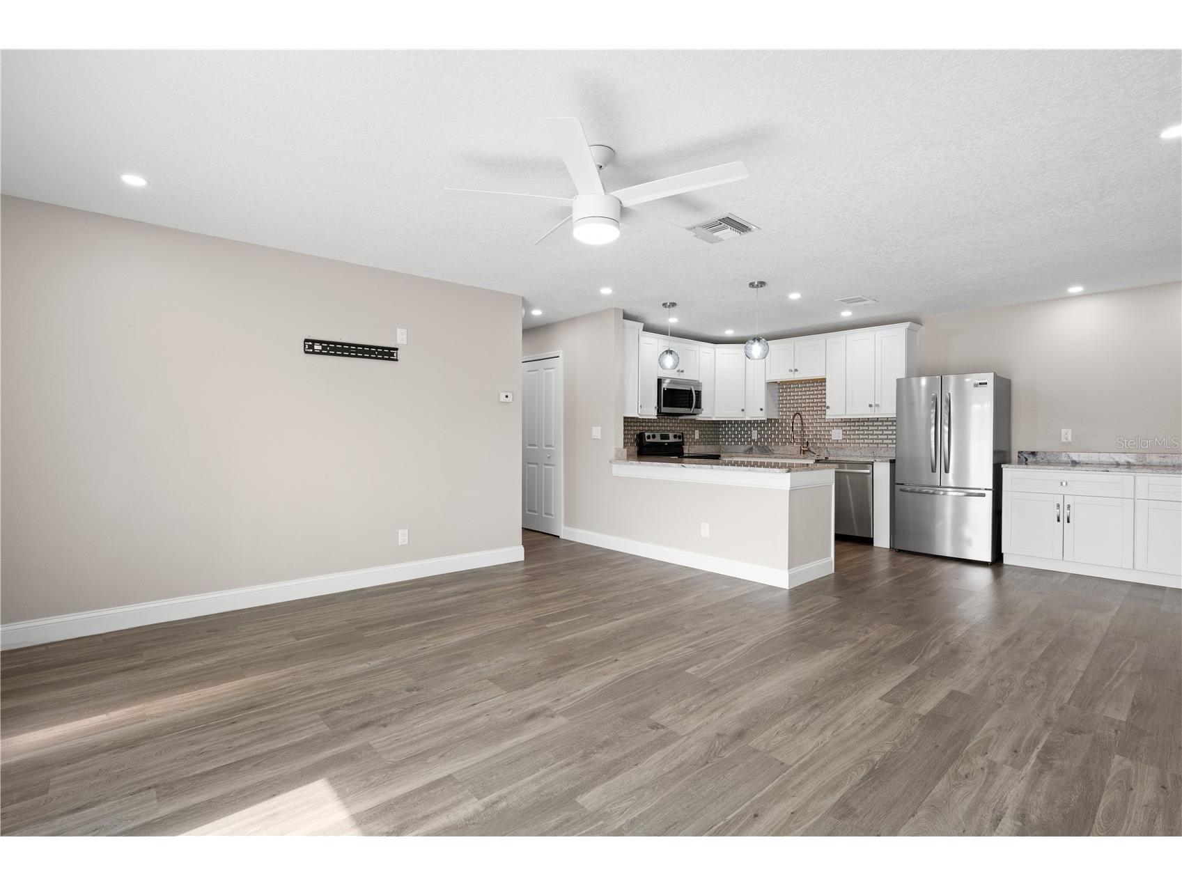 2723 Sherbrooke Lane #B Palm Harbor FL 34684 TB8493373 image18