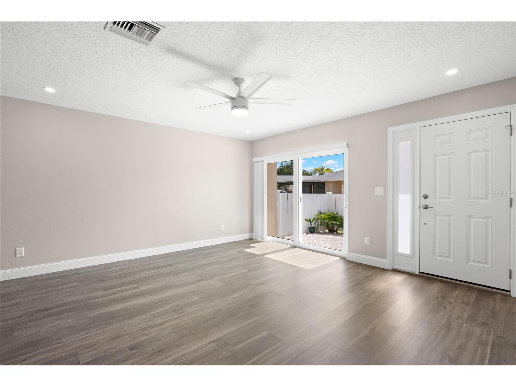 2723 Sherbrooke Lane #B Palm Harbor FL 34684 TB8493373 image25