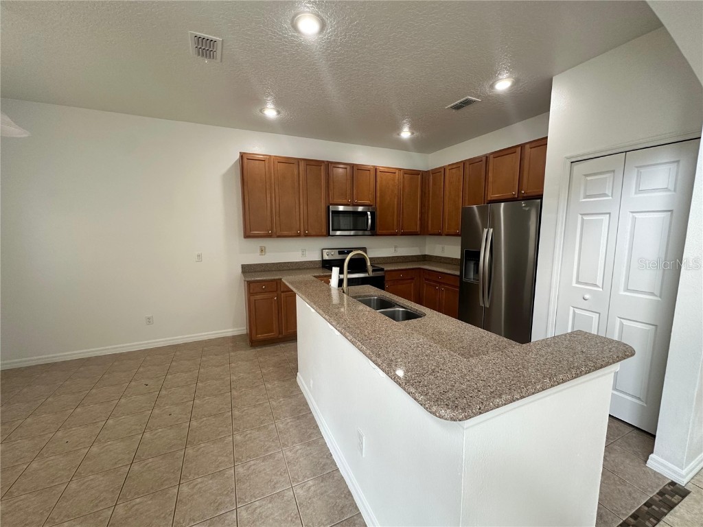 2723 Star Grass Circle Kissimmee FL 34746 S5128811 image7