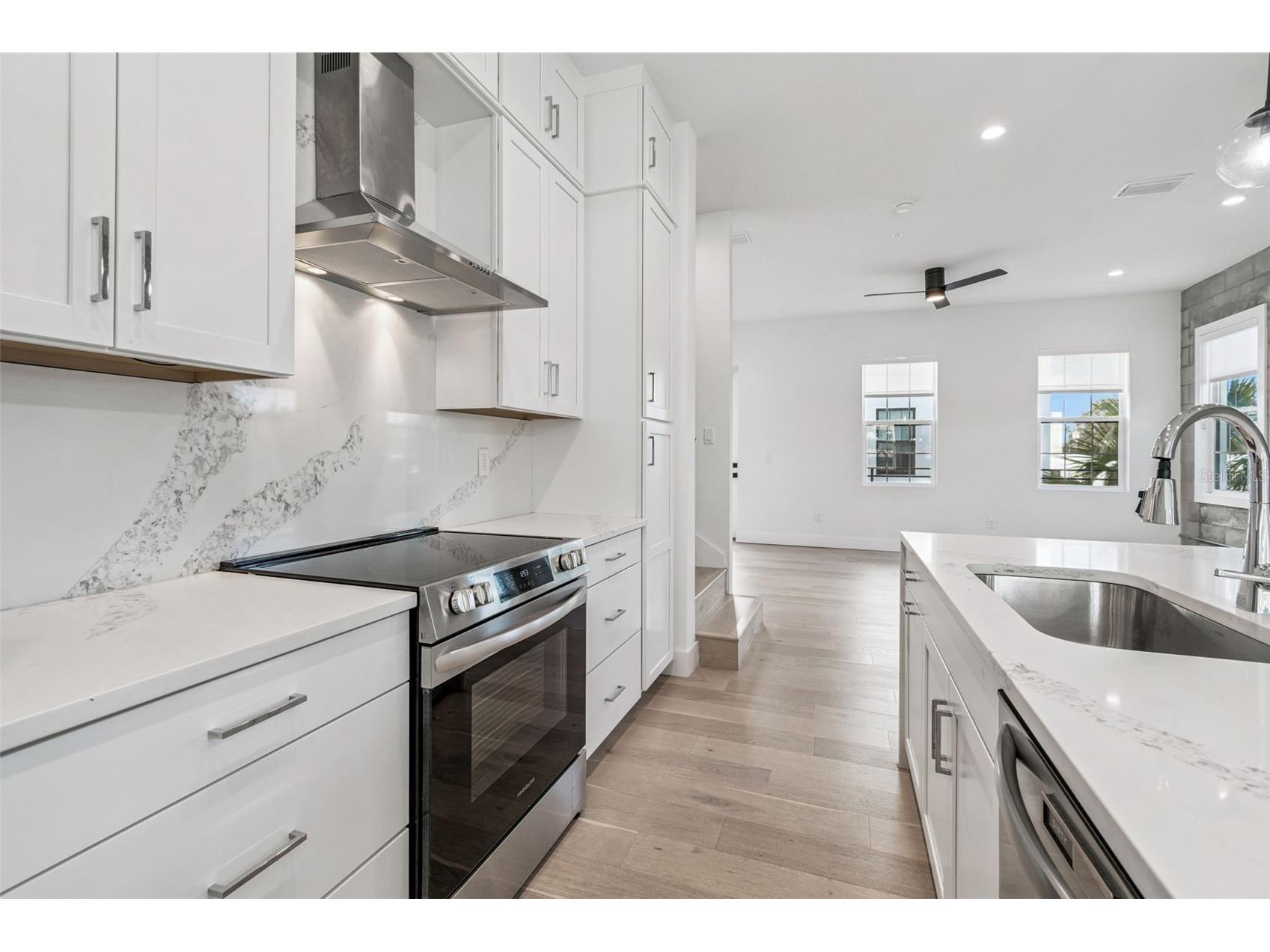 2724 5th Avenue S Saint Petersburg FL 33712 TB8494362 image22