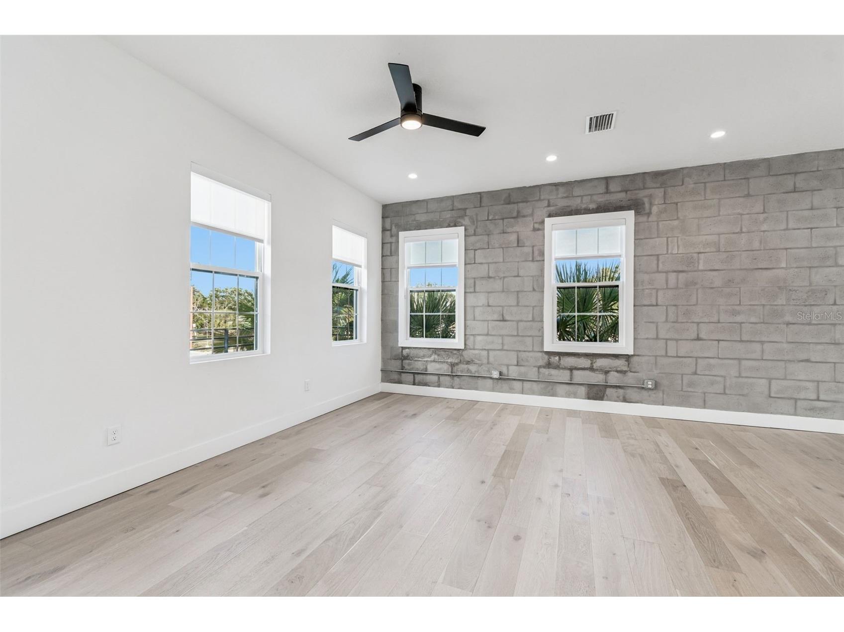 2724 5th Avenue S Saint Petersburg FL 33712 TB8494362 image32