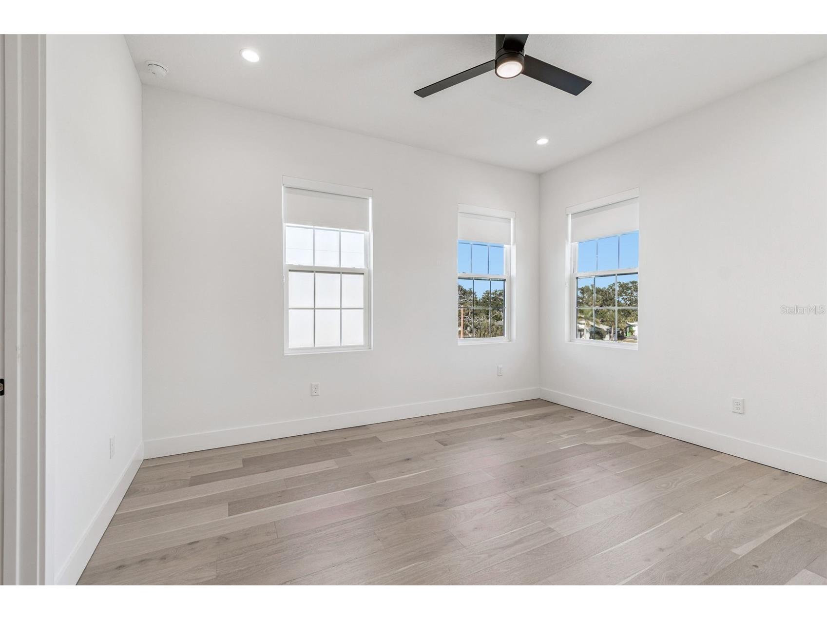 2724 5th Avenue S Saint Petersburg FL 33712 TB8494362 image48