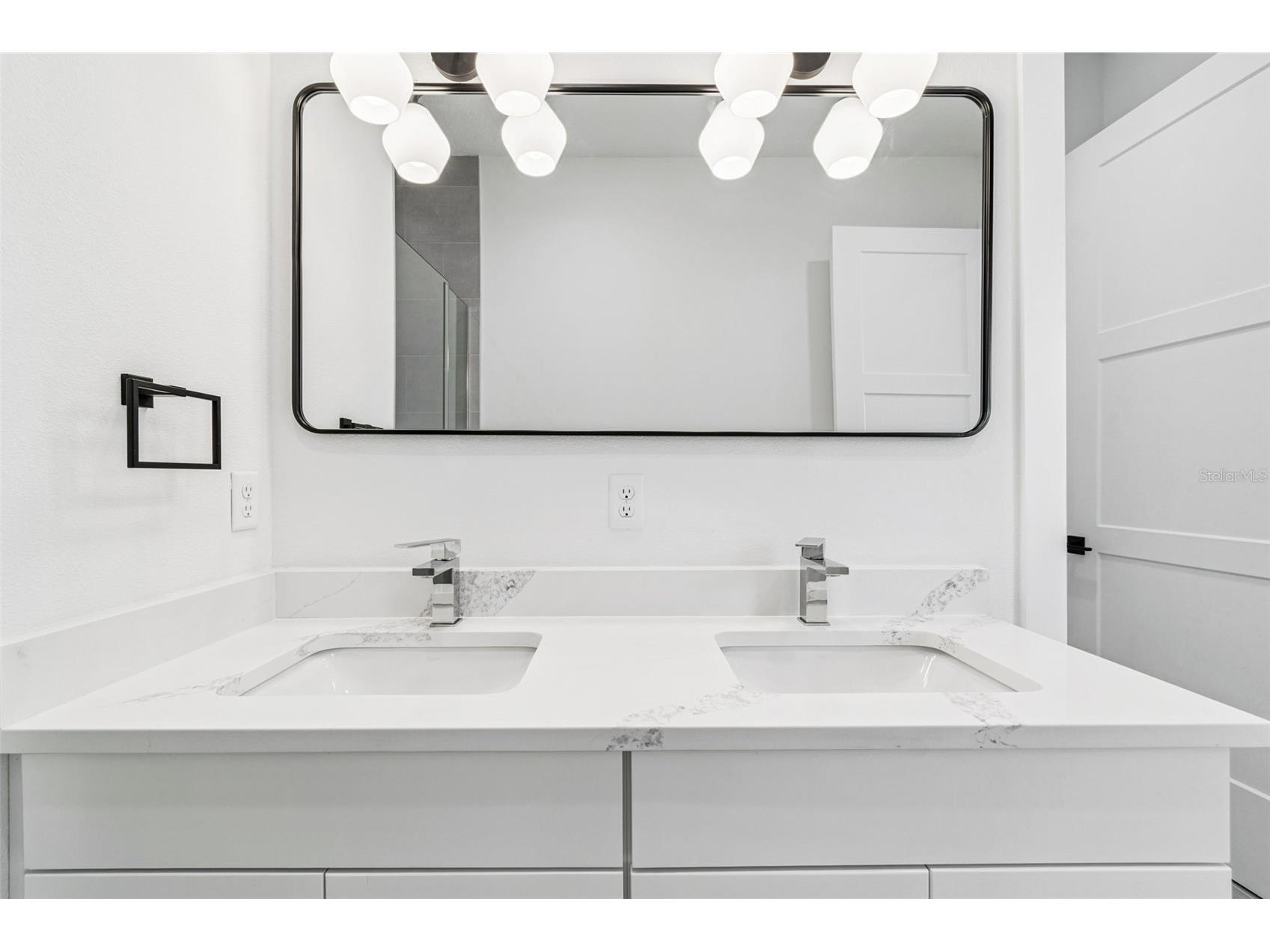 2724 5th Avenue S Saint Petersburg FL 33712 TB8494362 image54