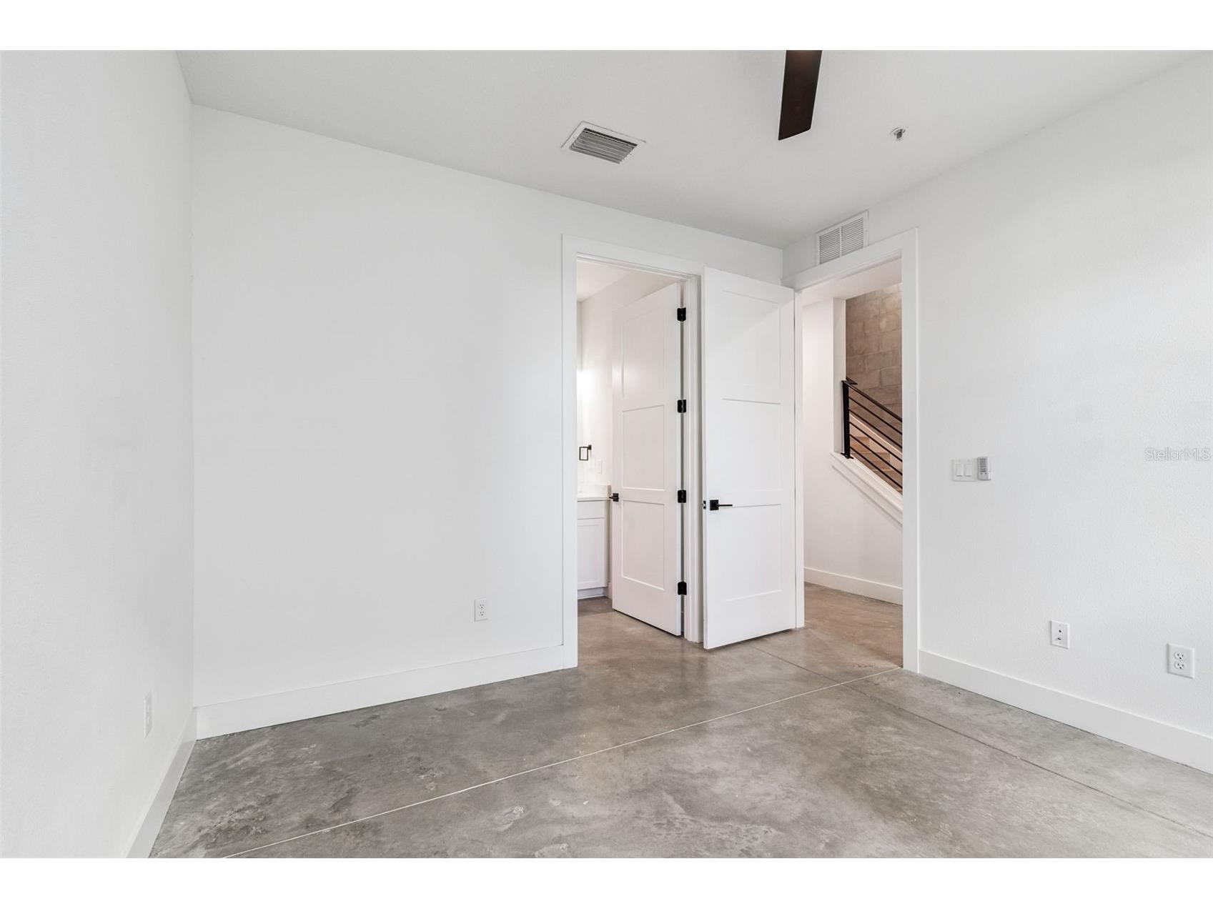 2724 5th Avenue S Saint Petersburg FL 33712 TB8494362 image8