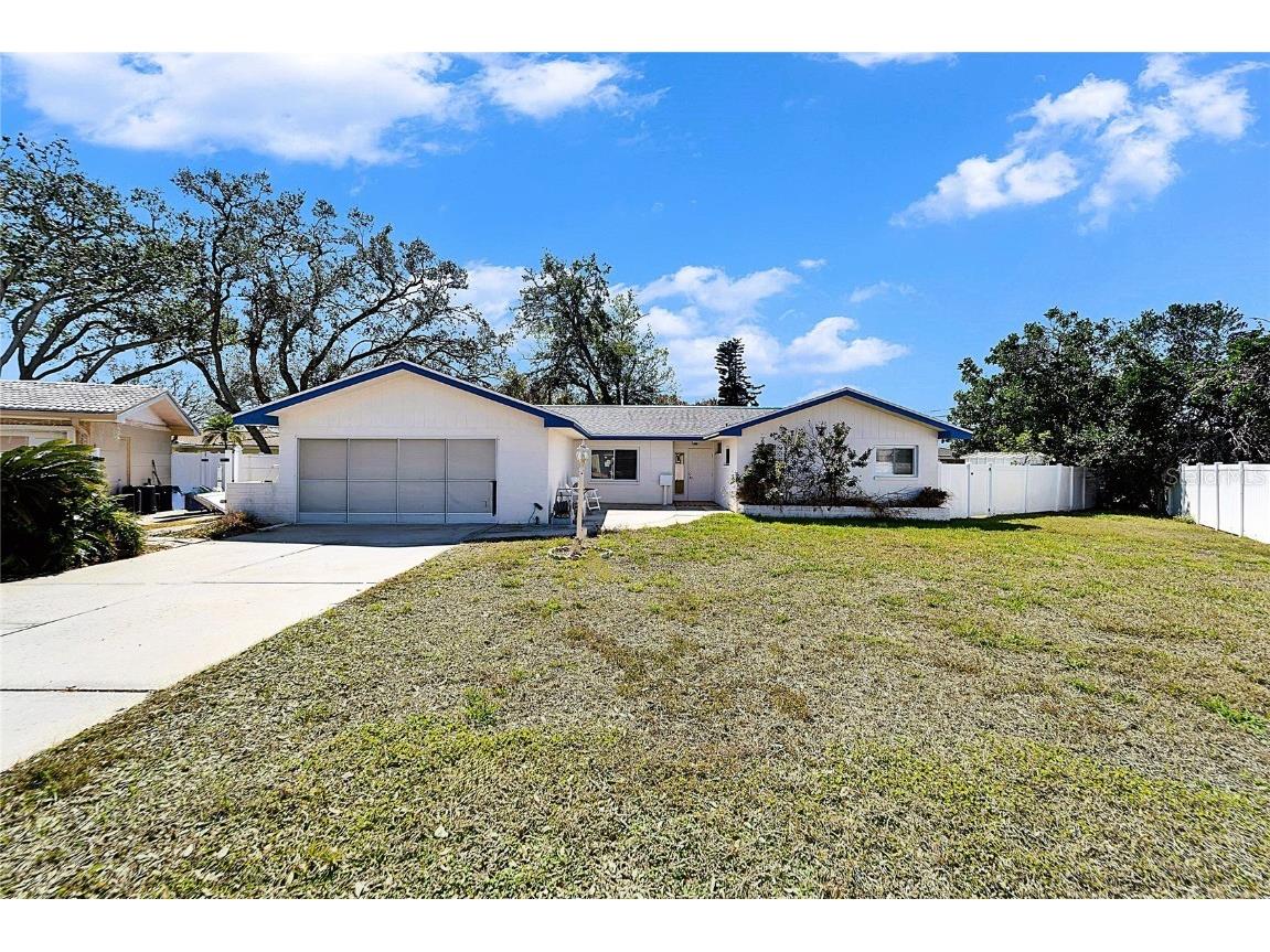 2724 66th Terrace S Saint Petersburg FL 33712 TB8355474 image1