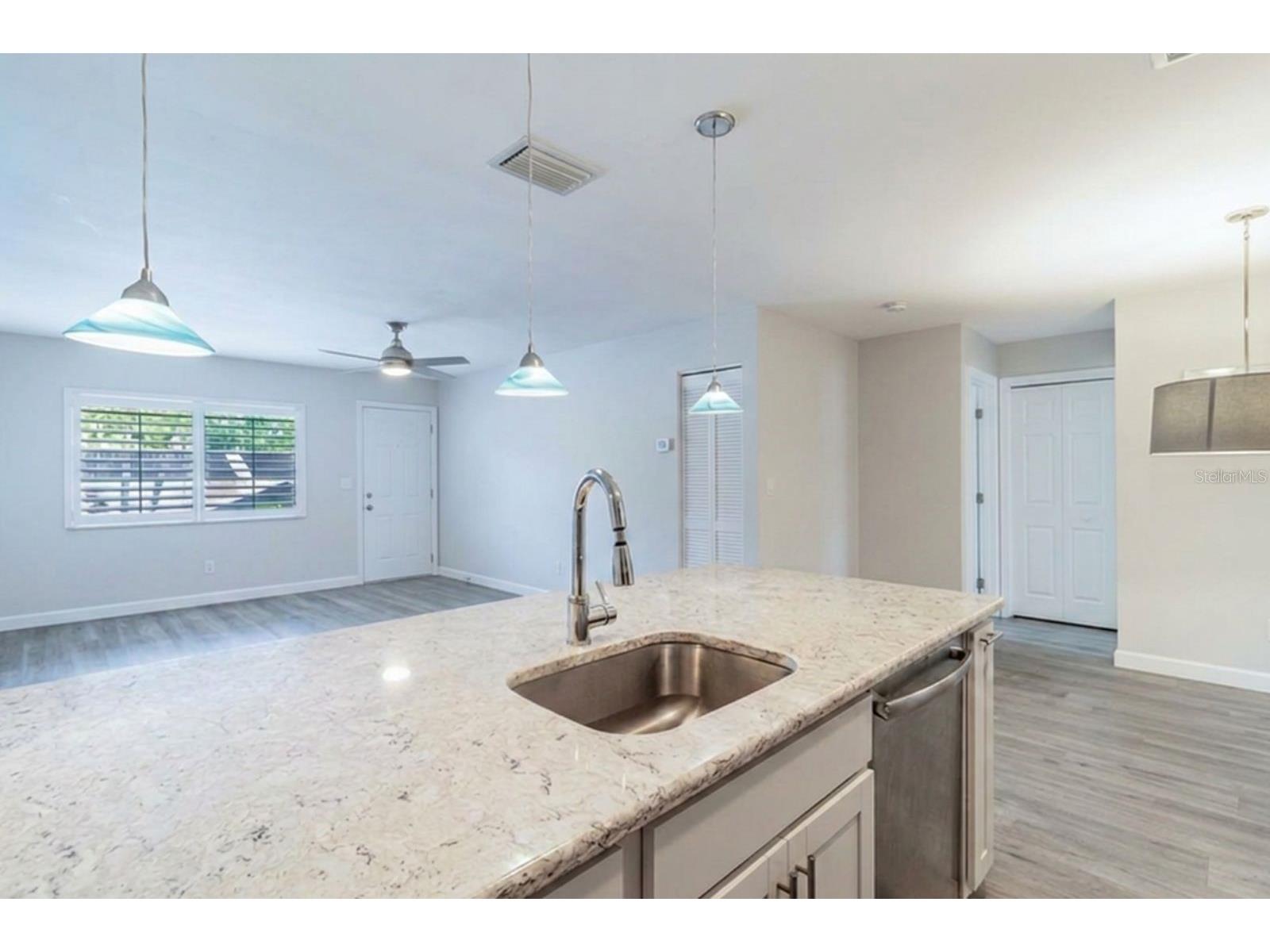 2724 72nd Street W #2010 Bradenton FL 34209 A4696935 image3