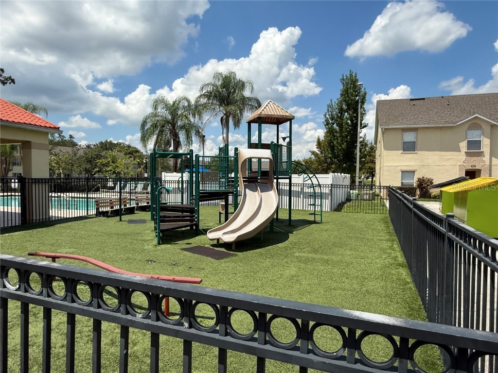 2724 Club Cortile Circle #B Kissimmee FL 34746 S5132951 image7