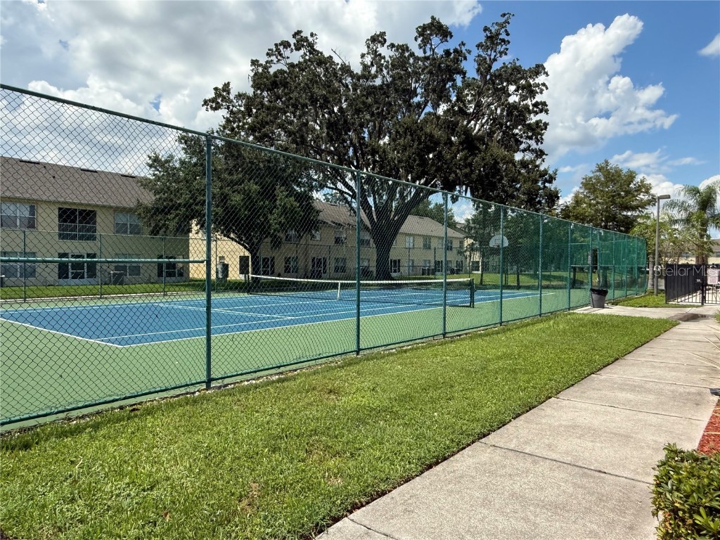 2724 Club Cortile Circle #B Kissimmee FL 34746 S5132951 image8