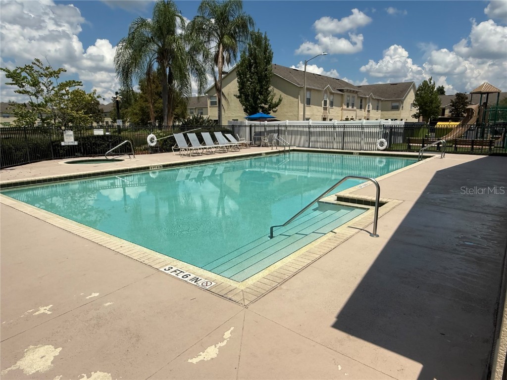 2724 Club Cortile Circle #B Kissimmee FL 34746 S5132951 image9