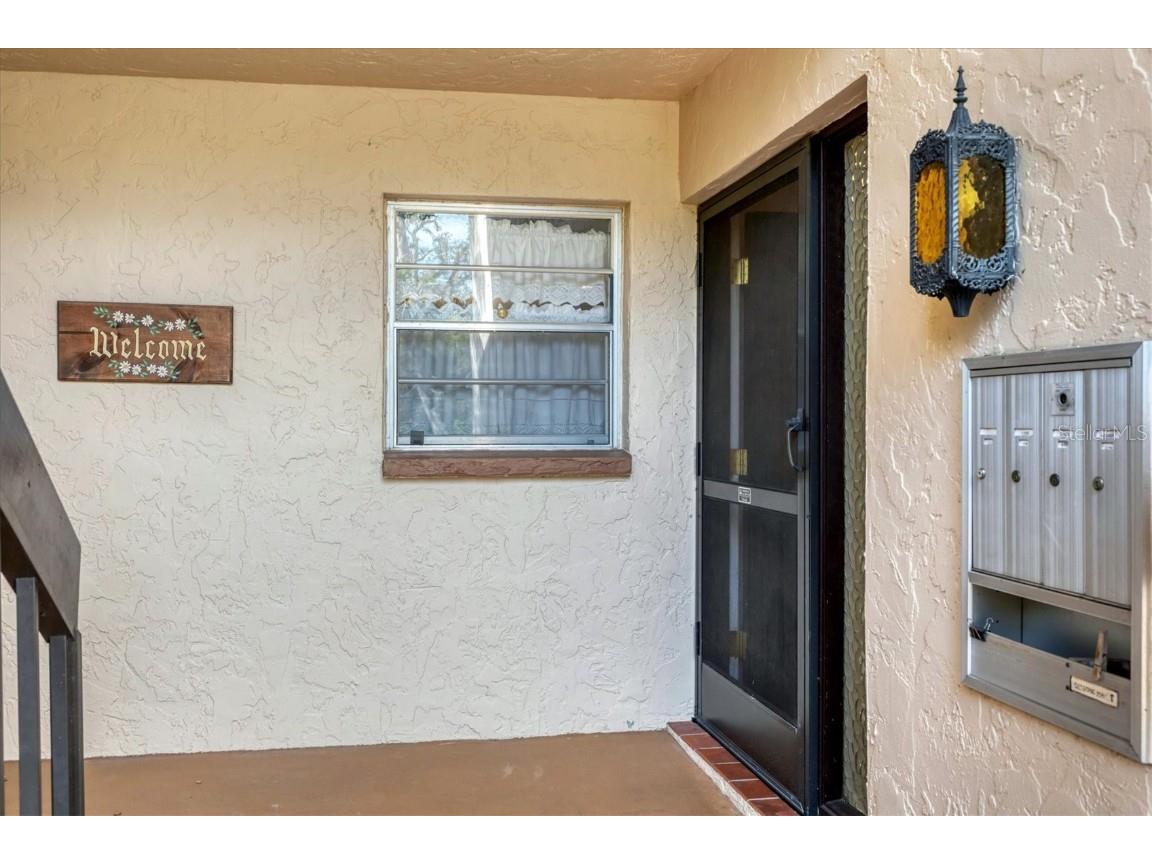 2724 Clubhouse Drive #104 Sarasota FL 34232 A4628827 image1