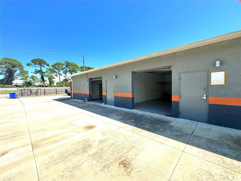 2724 Hibiscus Drive Edgewater FL 32141 NS1086104 image1