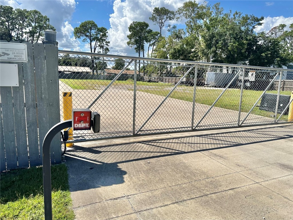 2724 Hibiscus Drive Edgewater FL 32141 NS1086104 image13