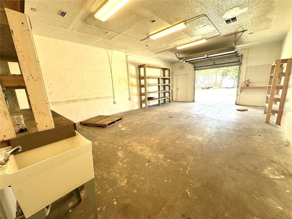 2724 Hibiscus Drive Edgewater FL 32141 NS1086104 image5