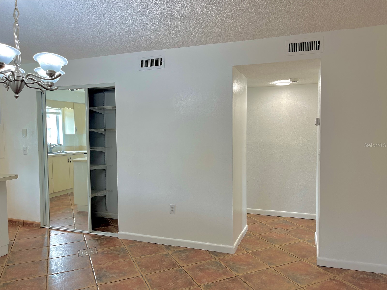 2724 Hidden Lake Boulevard #A Sarasota FL 34237 C7524602 image12