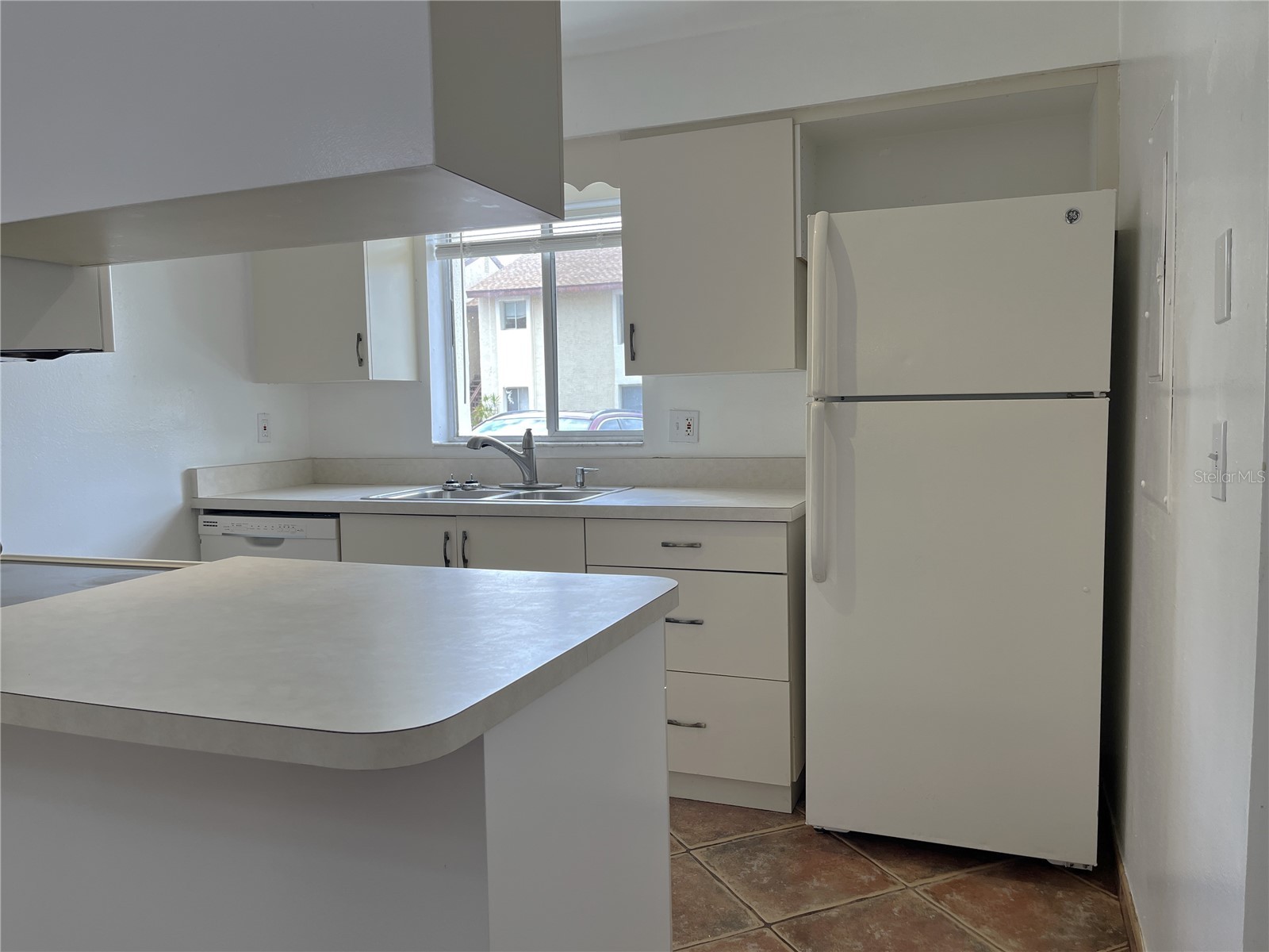 2724 Hidden Lake Boulevard #A Sarasota FL 34237 C7524602 image8