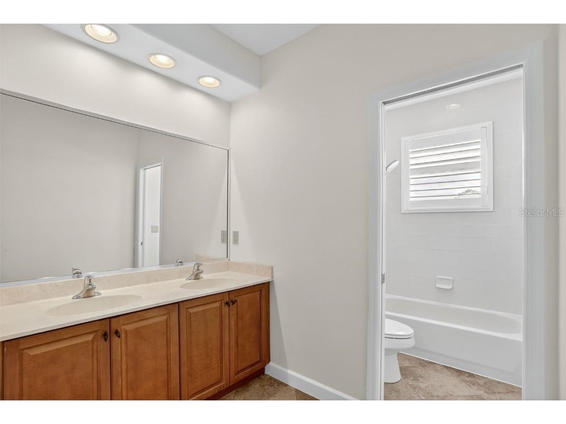 2724 Northampton Avenue Orlando FL 32828 O6356337 image54