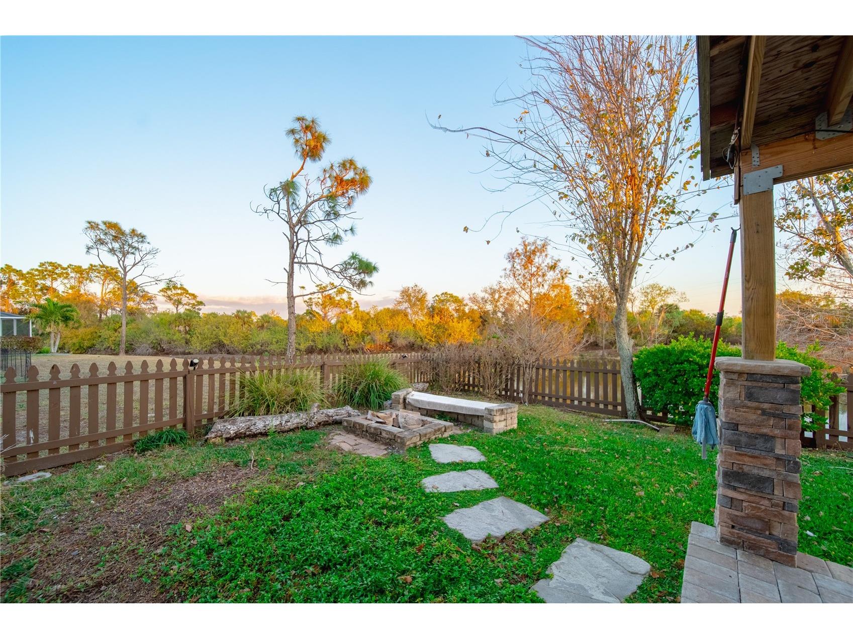 2724 Suncoast Lakes Boulevard Punta Gorda FL 33980 C7521237 image37