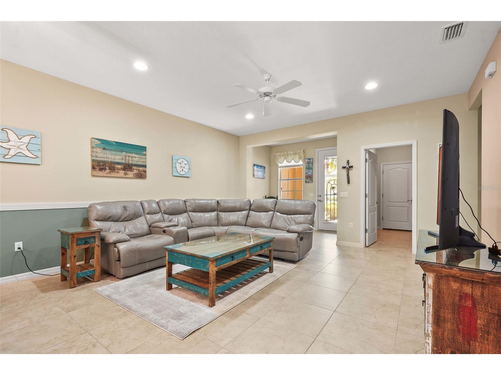 27243 Ipswich Drive Englewood FL 34223 A4687213 image10