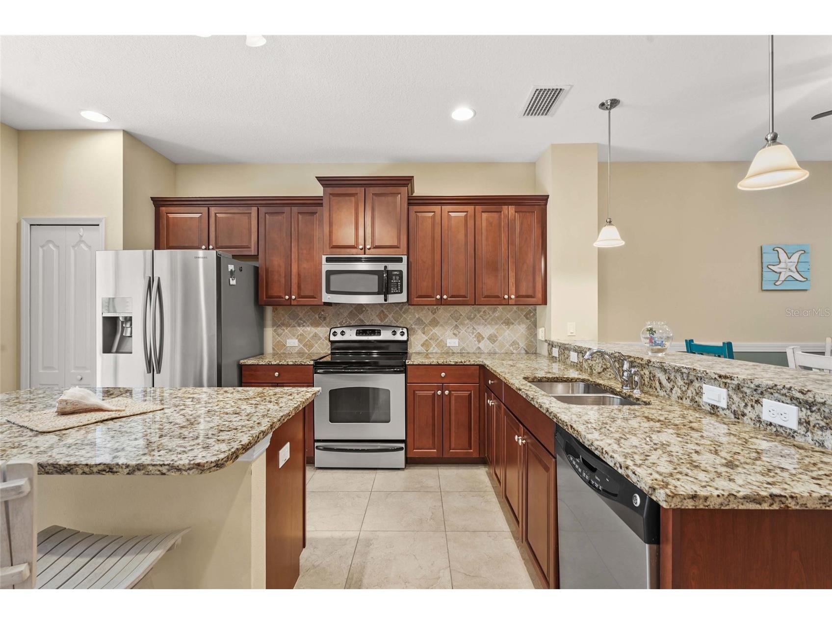 27243 Ipswich Drive Englewood FL 34223 A4687213 image17
