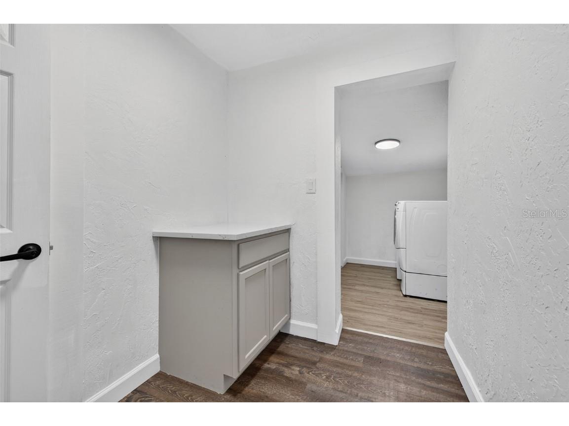 2725 14th Avenue S Saint Petersburg FL 33712 TB8435229 image16