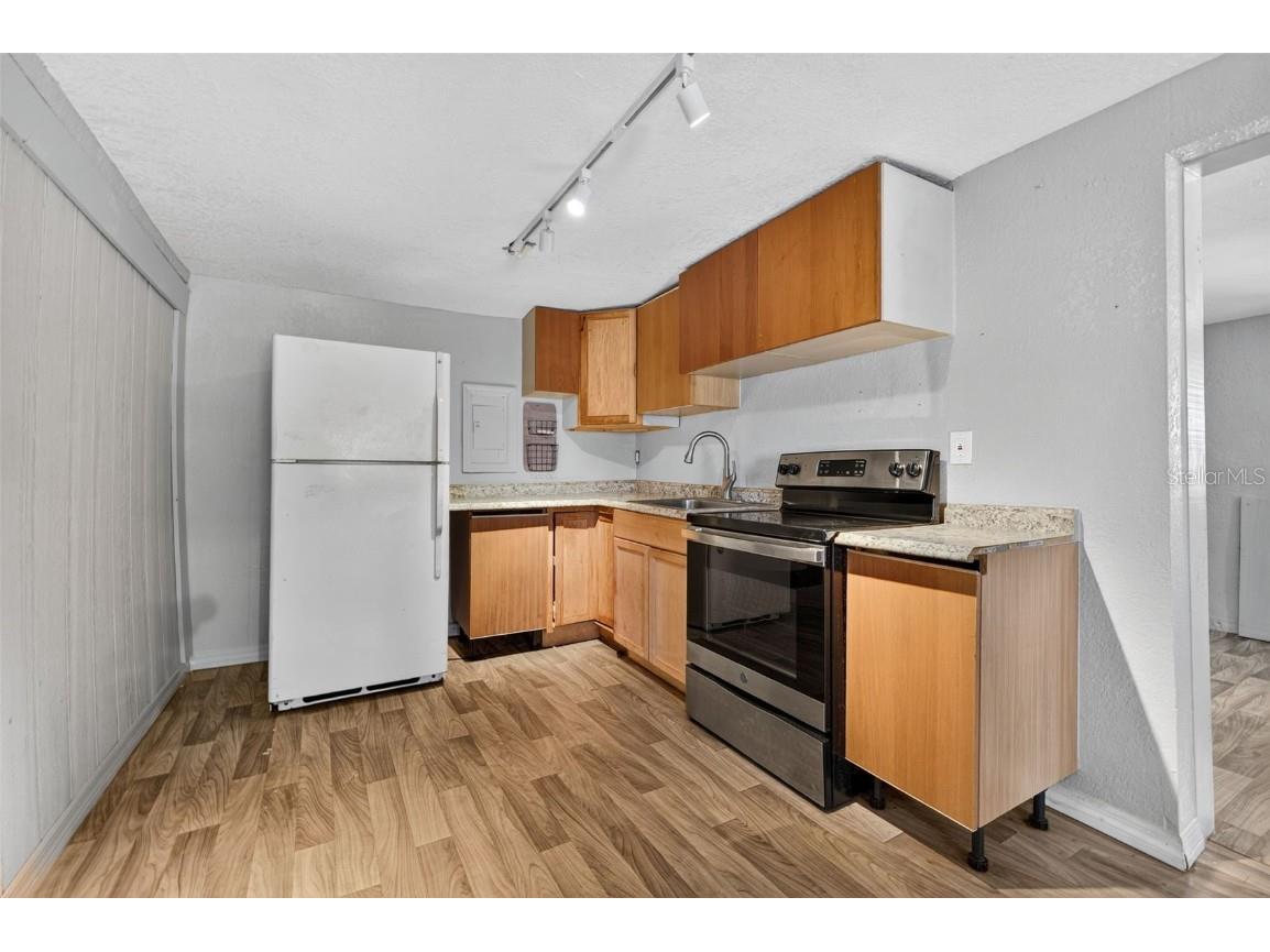 2725 14th Avenue S Saint Petersburg FL 33712 TB8435229 image34