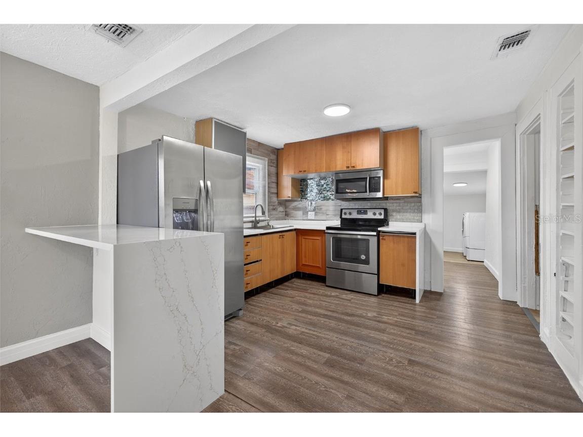 2725 14th Avenue S Saint Petersburg FL 33712 TB8435229 image6