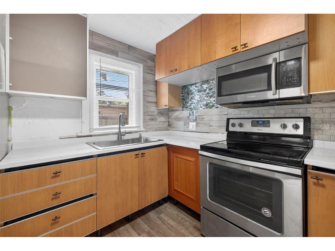 2725 14th Avenue S Saint Petersburg FL 33712 TB8435229 image8