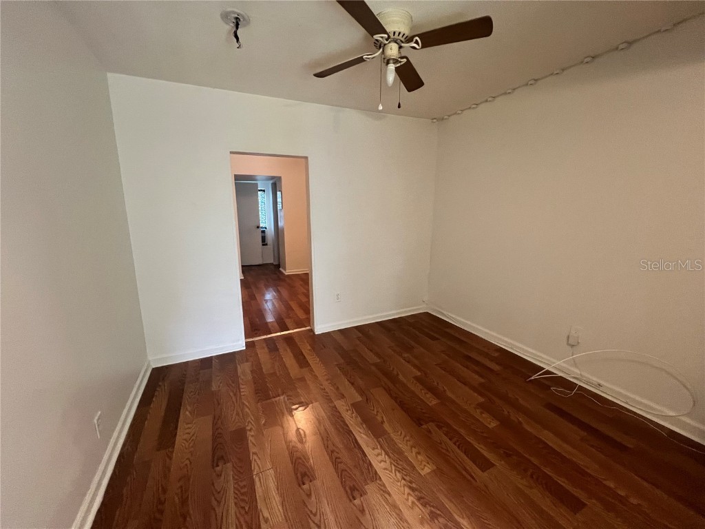 2725 53rd Avenue N Saint Petersburg FL 33714 TB8444058 image7